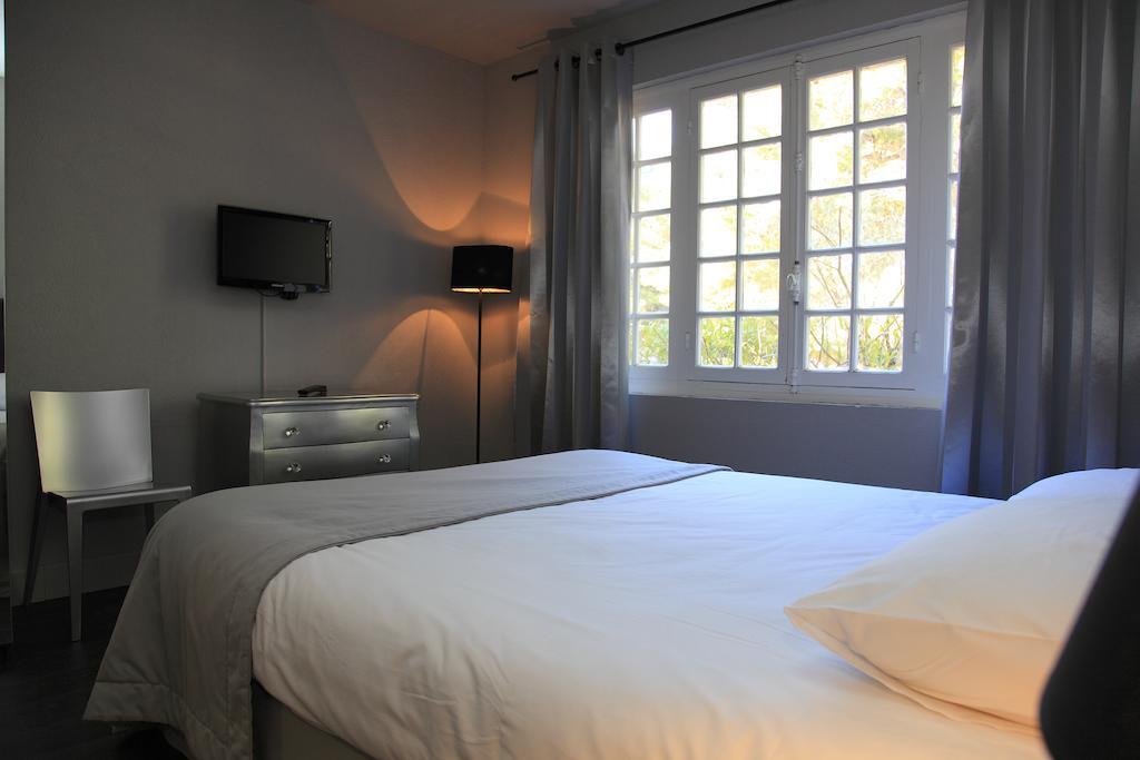 Hotel Le Domaine De La Mer - Йер Экстерьер фото